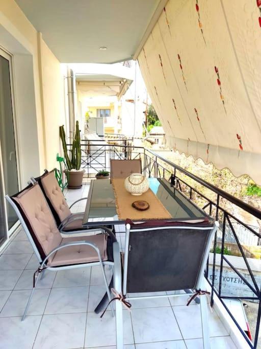 Kalamata Nestor Apartment-Near Historical Centre Eksteriør billede